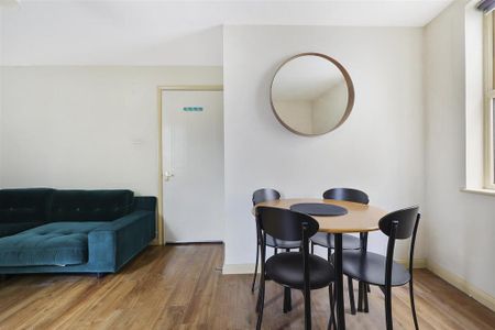 2 bedroom flat to rent - Photo 5