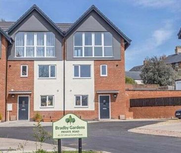 Alfred Green Close, Rugby, CV22 - Photo 2