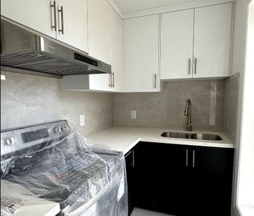 For Lease - 643 Bathurst Street Unit# 101, Toronto, Ontario - Photo 1