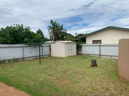 FURNISHED UNIT IN A QUIET LOCATION! - Photo 4