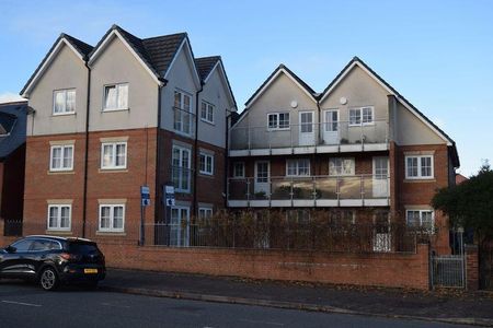 2 bedroom apartment to rent - Photo 3