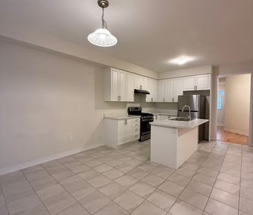 For Lease - 90 Sunflower Crescent, Thorold, Ontario - Photo 2