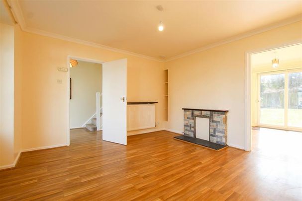 3 bedroom semi-detached house to rent - Photo 1