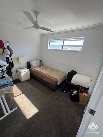 TOWNHOUSE FOR RENT - Photo 4