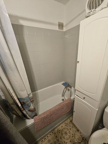 Location Appartement 2 pièces 33m² - Photo 3