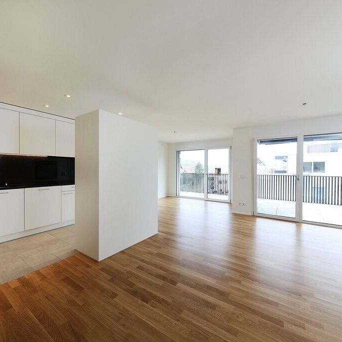 A happy apartment start - Photo 1