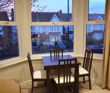 2 Bed Maisonette, Worple Road, SW20 - Photo 5