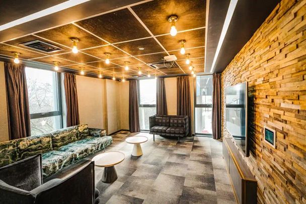 Gold Studio - Photo 1