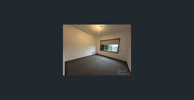 DELIGHTFUL FAMILY HOME - Photo 1