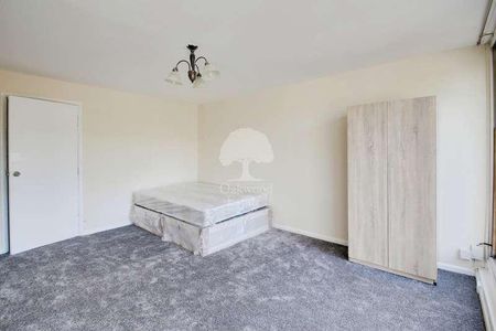 Heritage Close, Uxbridge, UB8 - Photo 4