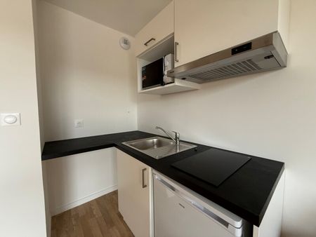 Location Appartement 1 pièce 23m² MAROMME 76150 - Photo 4