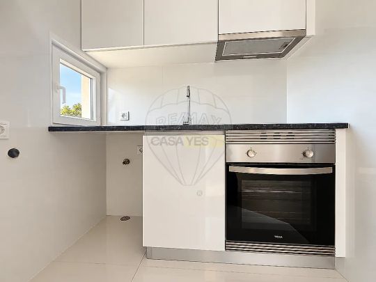 Apartment T1 in Carcavelos e Parede, Cascais - Foto 1