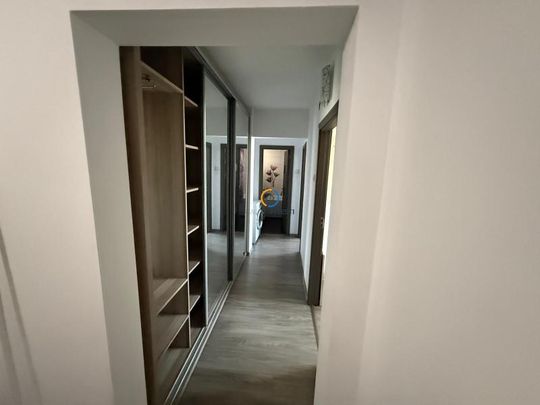 Apartament trei camere Nord, Luri, disponibil imediat - Fotografie 1