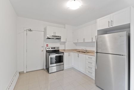 For Lease - 5 Crang Avenue Unit# 2, Toronto, Ontario - Photo 4
