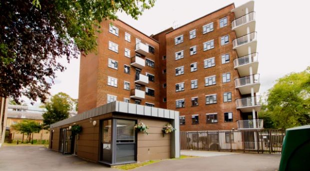 Silver Room - Photo 1