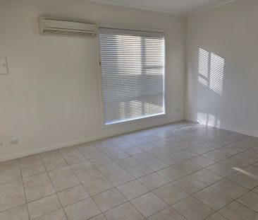 Coastal Lifestyle-2 bedroom Home - Photo 3