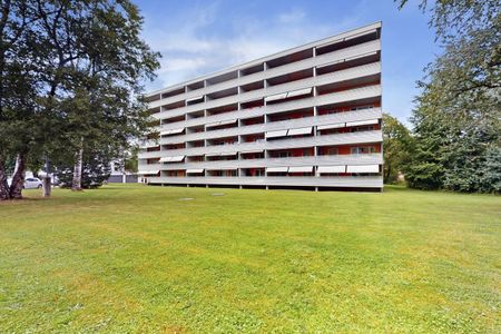 Living in the countryside in a quiet residential area and yet in the middle of the center - Foto 4