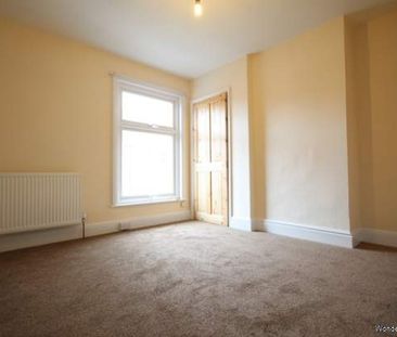 2 bedroom property to rent in Worcester - Photo 6