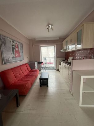 Studio/Γκαρσονιέρα για ενοικίαση - Χαριλάου, - Φωτογραφία 1