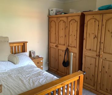 2 bedroom maisonette to rent - Photo 2