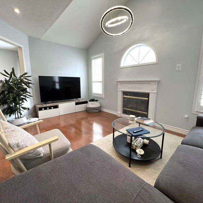 For Lease - 11 Cape Verde Way, Vaughan, Ontario - Photo 1