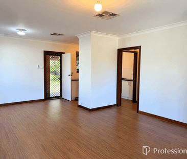 Comfortable Family Living in a Convenient Gosnells Location - Photo 2