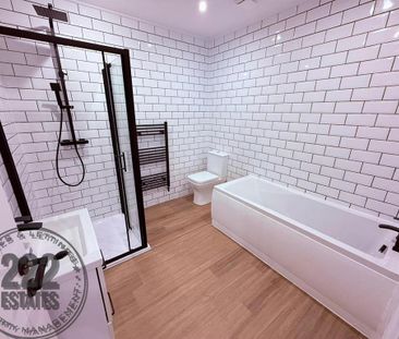 3 bedroom semi-detached house to rent - Photo 5