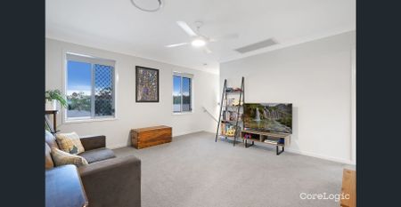 A Statement of Prestige and Sophistication!! - Photo 2