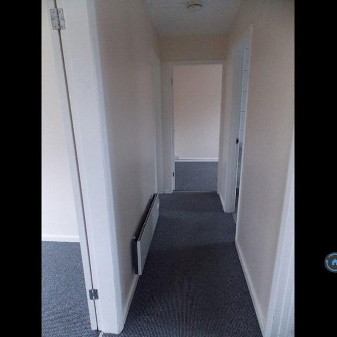 2 bedroom maisonette to rent - Photo 1