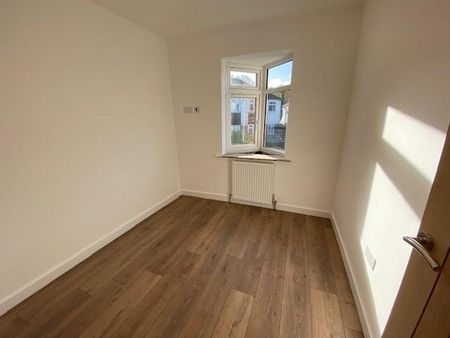2 bedroom maisonette to rent - Photo 4