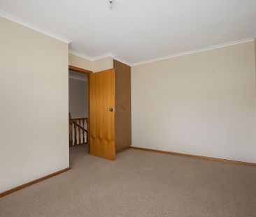 Two Bedroom Townhouse - Perfect Location - Photo 6