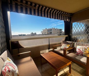 Studio avec terrasse et résidence piscine - Photo 1