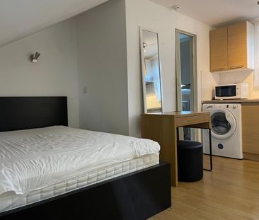 Studio Flat, London, E8 - Photo 5