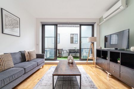 2 bedroom flat to rent - Photo 2