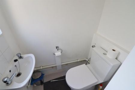 Coates Road, Elstree, Borehamwood - Photo 4