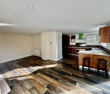 4 bedroom detached house to rent - Photo 6