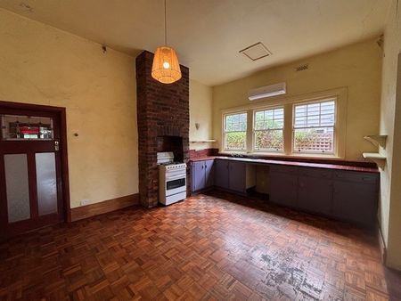 37 Bent Street, Northcote VIC 3070 - House For Rent | Domain - Photo 5