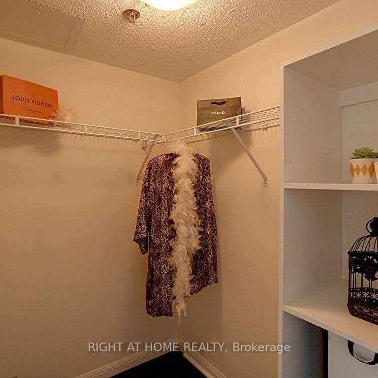 For Lease - 3070 Rotary Way Unit# 109, Burlington, Ontario - Photo 1