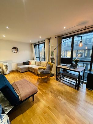1 Bed Flat, Scrutton Street, EC2A - Photo 1
