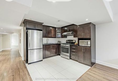 For Lease - 1596 Valley Ridge Crescent Unit# 2BR Bsmt, Pickering, Ontario - Photo 5