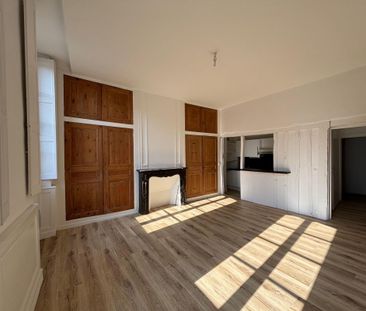 Location Appartement 2 pièces 47m² AIRE SUR L ADOUR 40800 - Photo 1