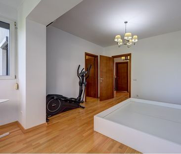 Compound villa - Photo 6