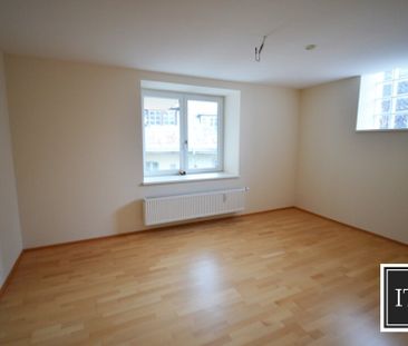 88m2 große, schöne, sanierte Wohnung | Wohnen direkt am Hauptplatz ... - Foto 1