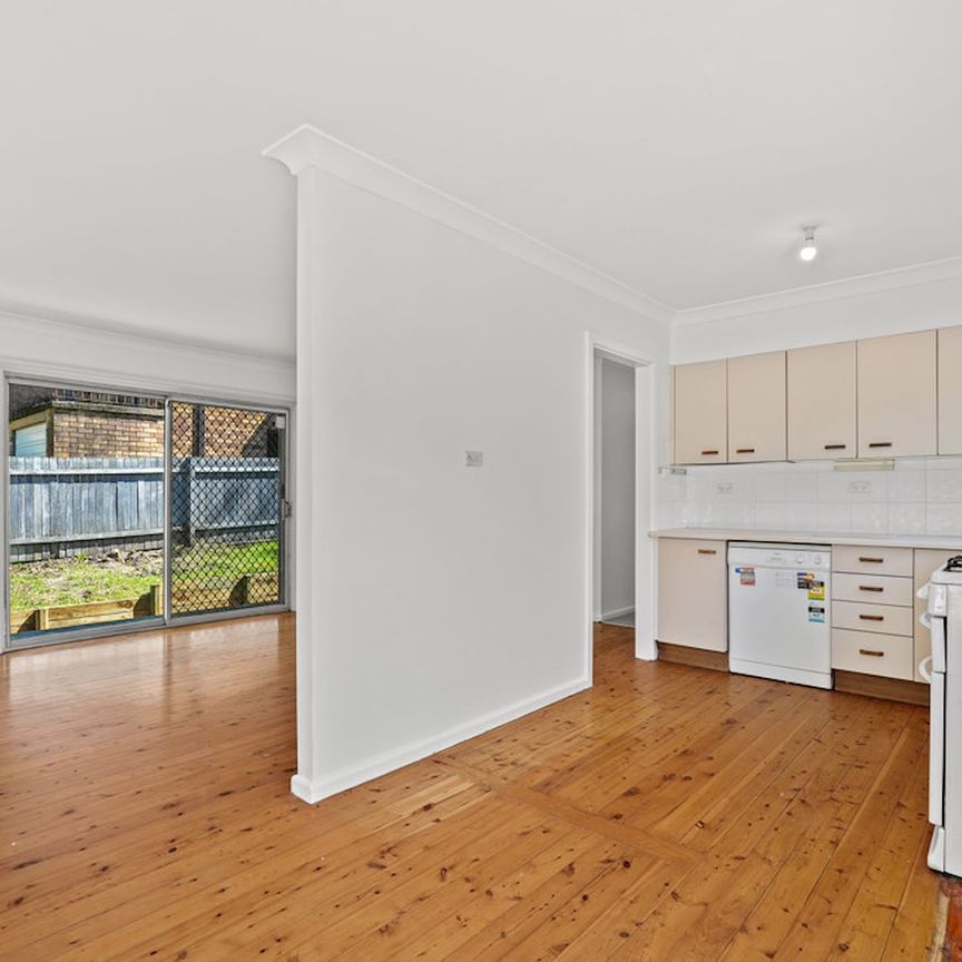 20 Northwind Avenue, Point Clare. - Photo 1