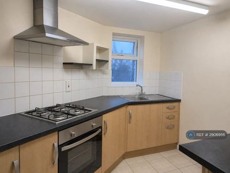 1 bedroom flat to rent - Photo 3