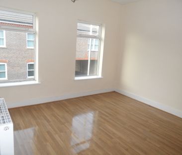 2 bedroom house to rent Hartley Road, Luton, Bedfordshire, LU2 - Photo 6