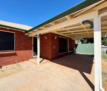 3-Bedroom Rear-unit Living - Photo 1