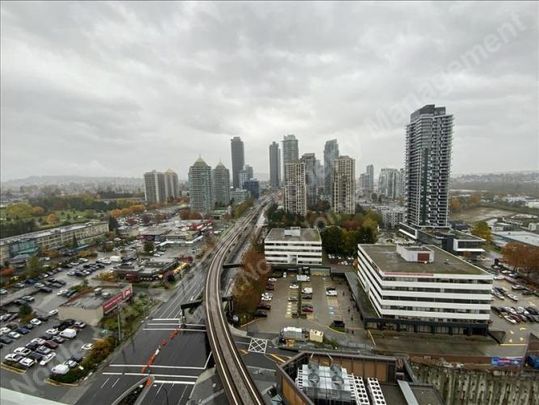 4168 Lougheed Highway 2009 Burnaby - Photo 1