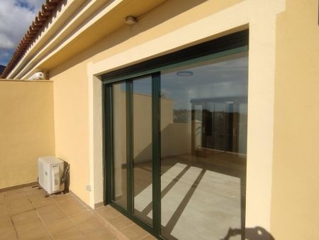 Atico en alquiler en Cortijo de Torrequebrada, Benalmadena - Photo 3