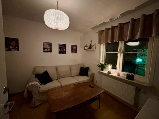 Tärnvägen, Örebro - Photo 1